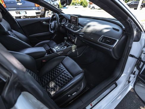 Used 2016 Audi RS 7 Prestige w/ RS 7 Dynamic Package AWD/4WD image 24