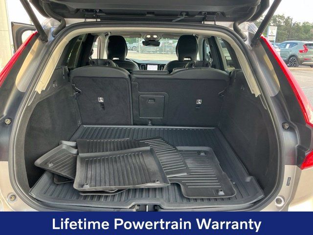 Certified 2024 Volvo XC60 B5 Plus w/ Protection Package Premier AWD/4WD image 24