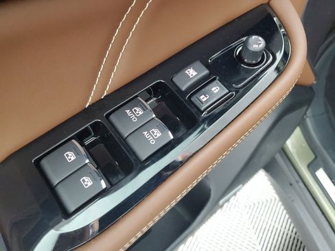 Used 2017 Subaru Outback 3.6R Touring w/ Protection Package #1 image 28