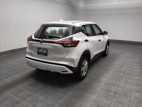 Used 2024 Nissan Kicks S FWD image 9