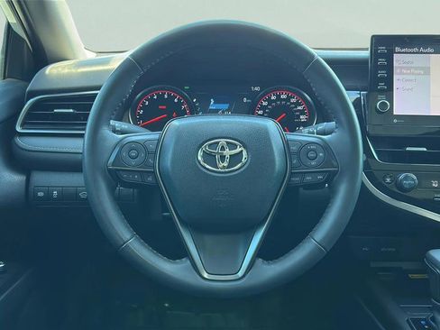 Used 2023 Toyota Camry XSE image 9