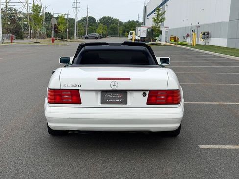 Used 1996 Mercedes-Benz SL 320 image 7