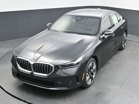 New 2026 BMW 530i w/ Premium Package image 44