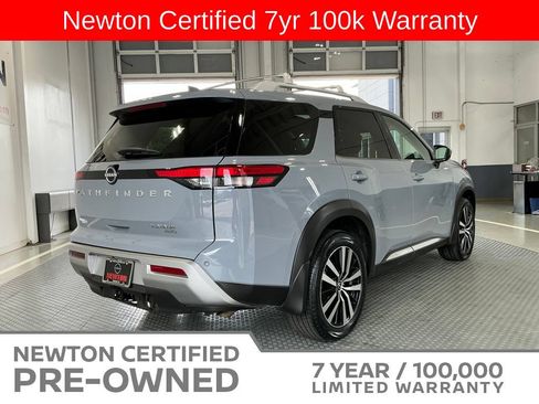 Used 2025 Nissan Pathfinder Platinum w/ Cargo Package AWD/4WD image 32