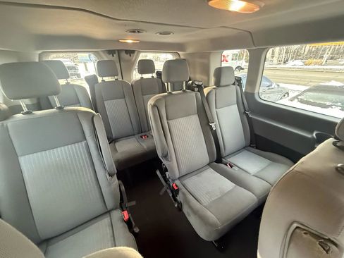 Used 2017 Ford Transit 350 XLT image 18