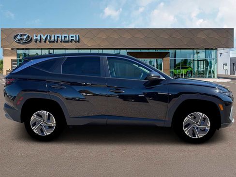 New 2026 Hyundai Tucson Blue SE AWD/4WD image 9