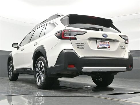 Used 2025 Subaru Outback Touring image 25
