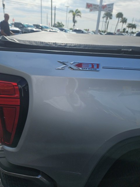 Used 2019 GMC Sierra 1500 SLT w/ SLT Premium Plus Package AWD/4WD image 4