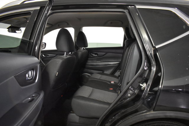 Used 2020 Nissan Rogue S w/ Special Edition Package AWD/4WD image 28
