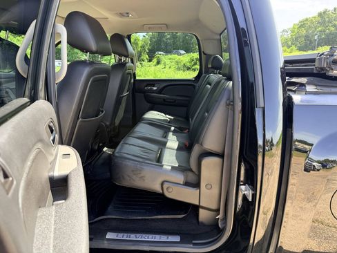 Used 2013 Chevrolet Silverado 1500 LTZ w/ LTZ Plus Package AWD/4WD image 16