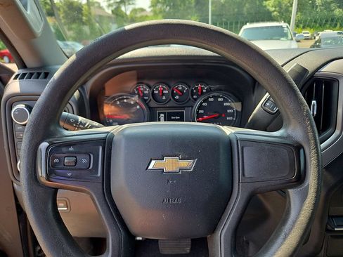 Used 2020 Chevrolet Silverado 1500 Custom w/ Custom Convenience Package AWD/4WD image 20