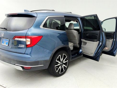 Used 2020 Honda Pilot Touring image 12