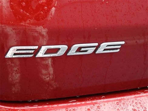Used 2019 Ford Edge SEL w/ Equipment Group 201A image 29
