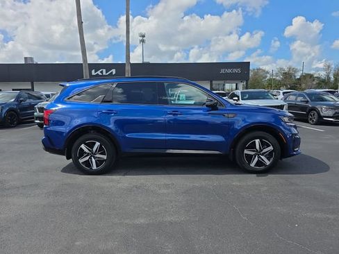 Certified 2023 Kia Sorento S image 13