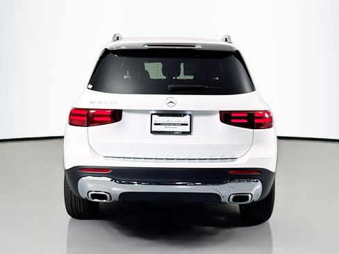 New 2026 Mercedes-Benz GLB 250 image 3