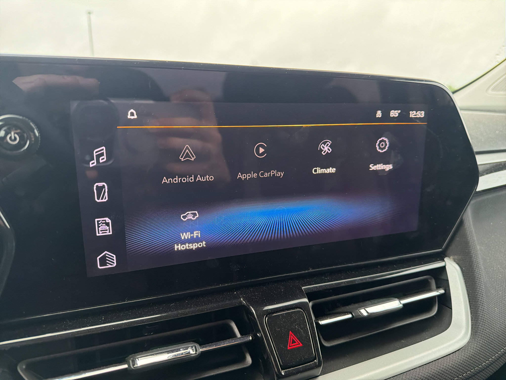 Used 2024 Chevrolet TrailBlazer LT w/ Convenience Package FWD image 12