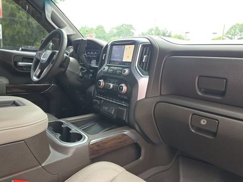 Used 2019 GMC Sierra 1500 SLT w/ SLT Premium Plus Package AWD/4WD image 23
