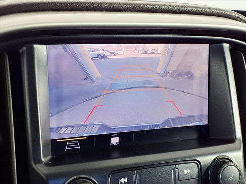 Used 2019 GMC Canyon SLE image 23