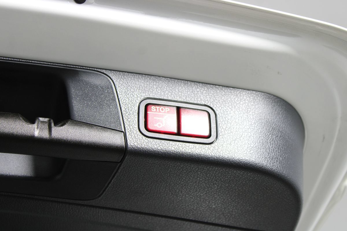 Used 2023 Mercedes-Benz GLB 250 image 33
