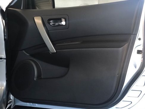 Used 2014 Nissan Rogue S w/ Convenience Package FWD image 17