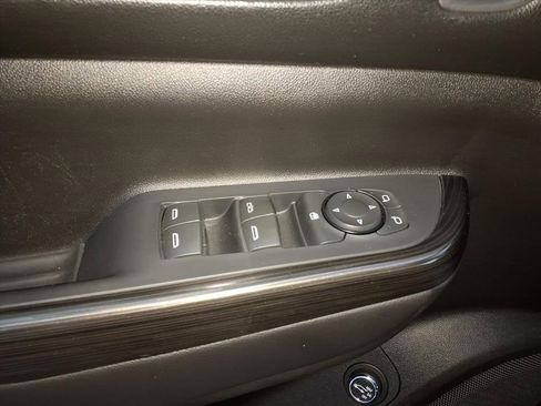 Used 2018 GMC Acadia SLT image 14