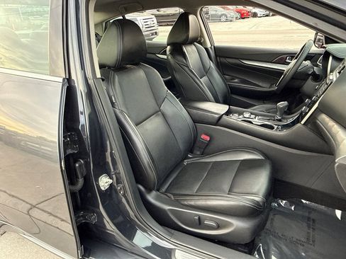 Used 2017 Nissan Maxima 3.5 SV image 30