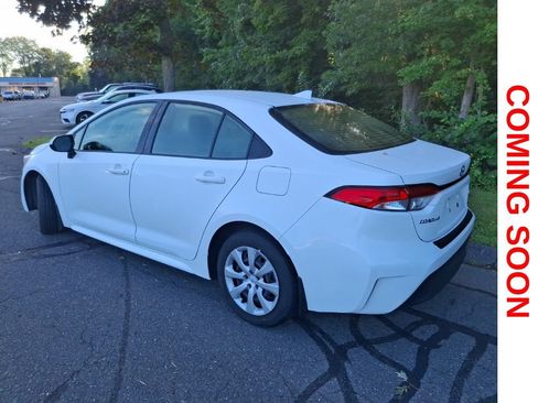 Used 2023 Toyota Corolla LE w/ Carpet Mat Package (TMS) FWD image 8