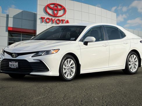 Certified 2024 Toyota Camry LE w/ Convenience Package image 7