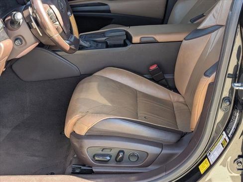 Used 2020 Lexus ES 350 w/ Luxury Package image 17