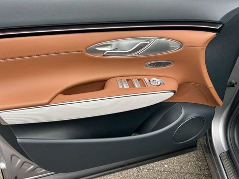 New 2026 Genesis GV70 2.5T Advanced AWD/4WD image 21