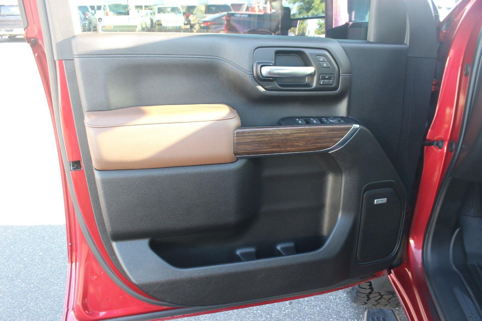 Used 2022 Chevrolet Silverado 2500 High Country w/ Z71 Off-Road Package AWD/4WD image 14