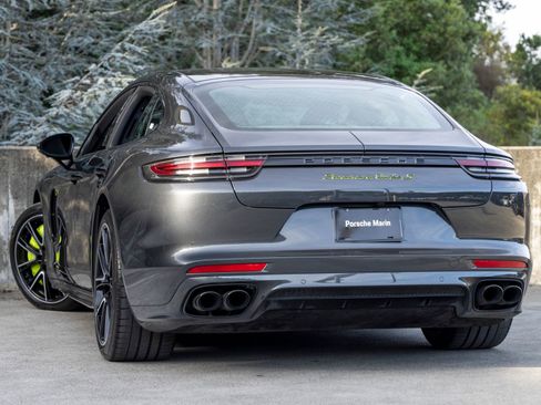 Used 2018 Porsche Panamera Turbo S image 3