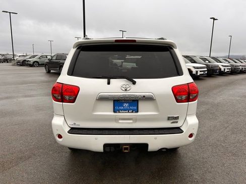 Used 2013 Toyota Sequoia Platinum image 6