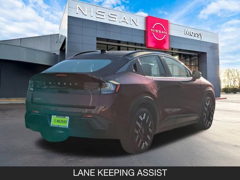 New 2026 Nissan Leaf Platinum+ w/ Cargo Package (Platinum+) image 8