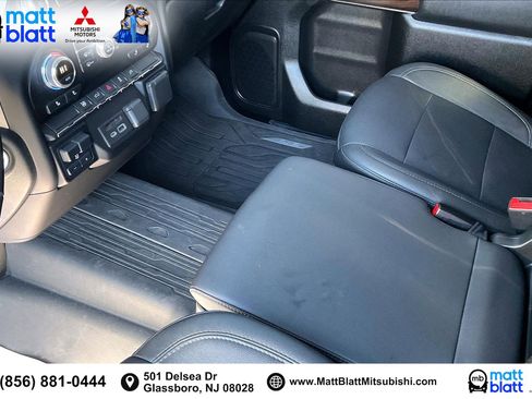 Used 2022 GMC Sierra 2500 SLT w/ Snow Plow Prep/Camper Package image 19