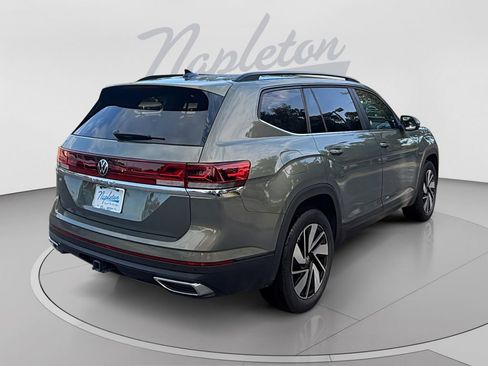 Used 2025 Volkswagen Atlas SE FWD image 6