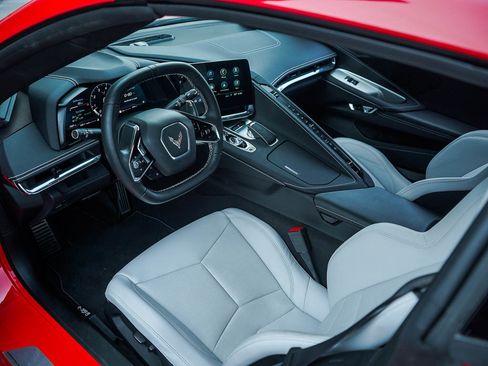 Used 2020 Chevrolet Corvette Stingray Coupe w/ Z51 Performance Package RWD image 26