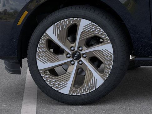 New 2026 Lincoln Navigator L Black Label AWD/4WD image 19
