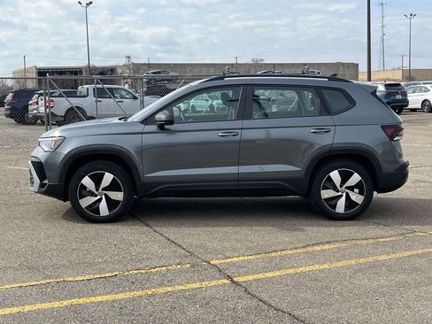 New 2026 Volkswagen Taos S image 2