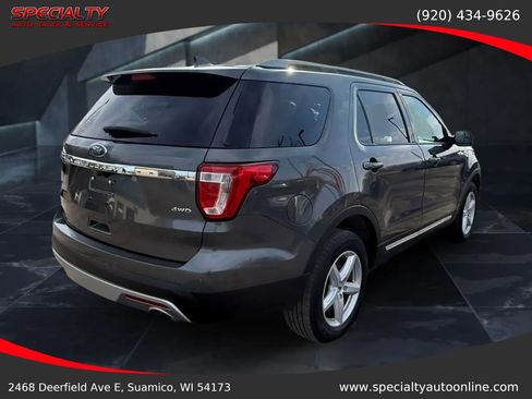 Used 2017 Ford Explorer XLT image 8