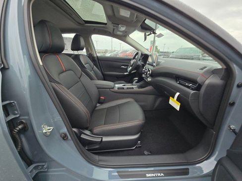 New 2025 Nissan Sentra SR w/ SR Premium Package image 11