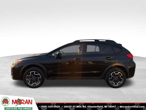 Used 2017 Subaru Crosstrek 2.0i image 2