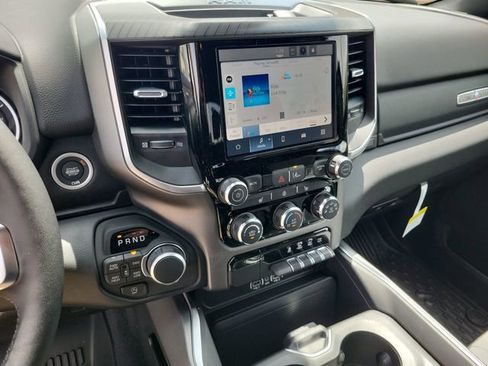 New 2026 RAM 1500 4x4 Crew Cab image 12