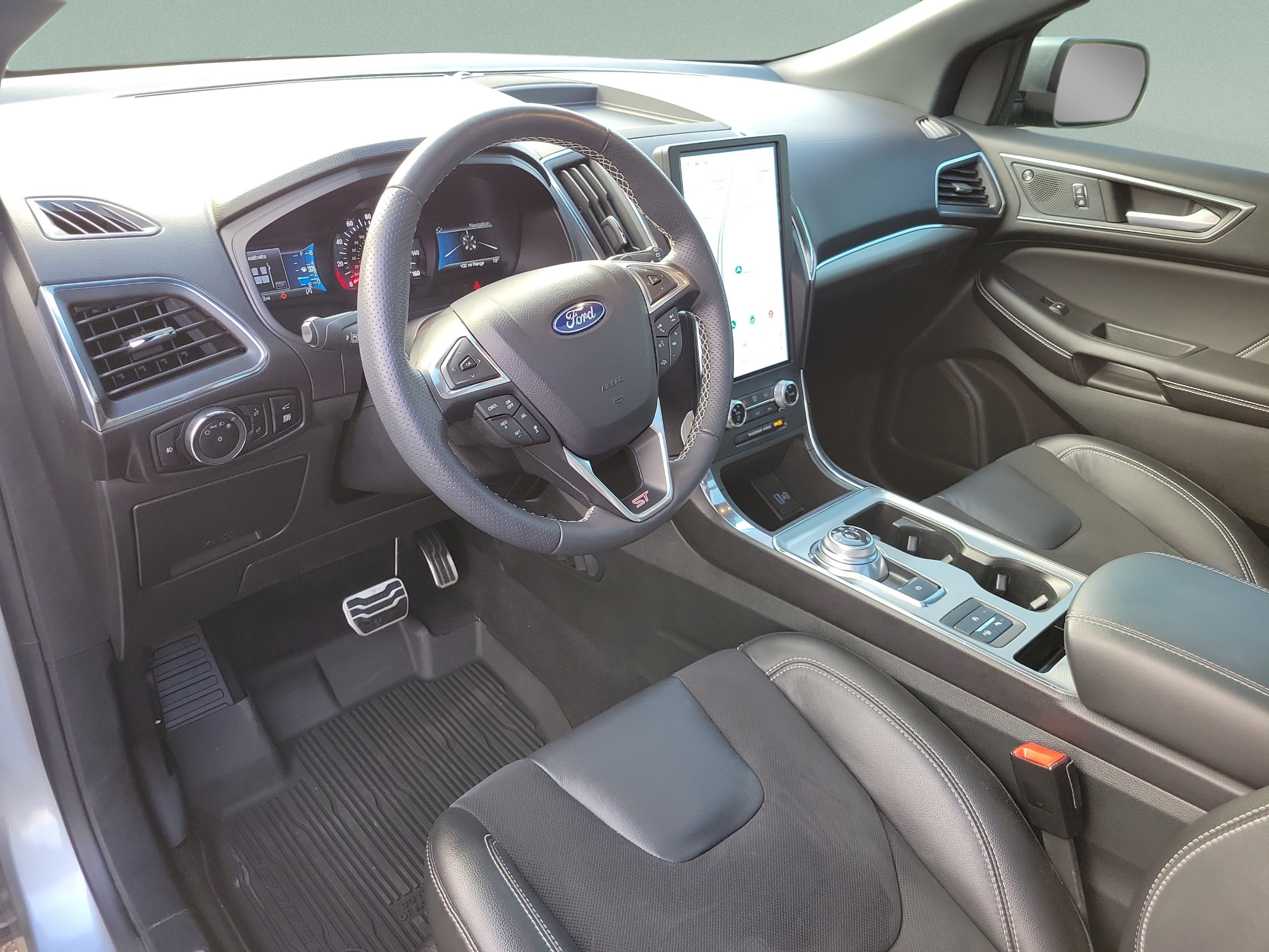 Used 2024 Ford Edge ST w/ Equipment Group 401A AWD/4WD image 17
