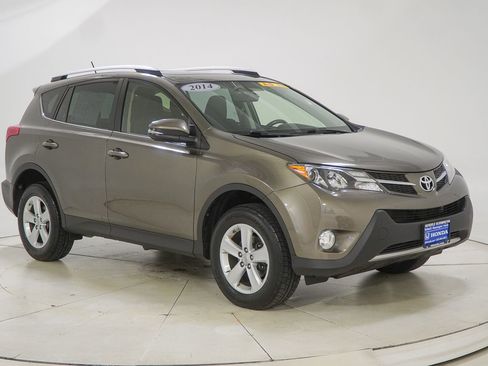 Used 2014 Toyota RAV4 XLE AWD/4WD image 13