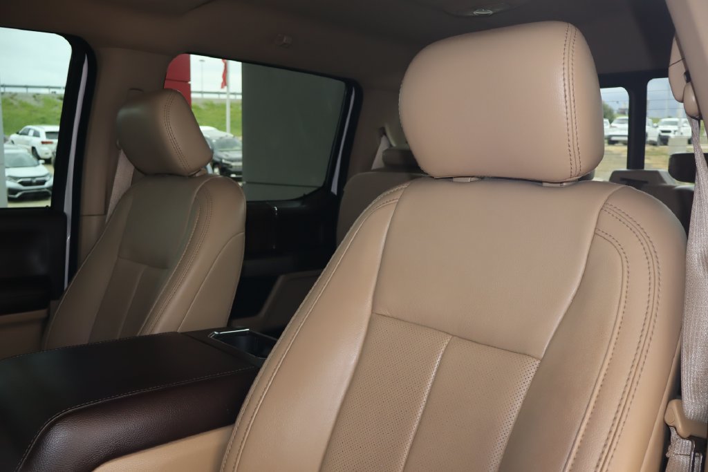 Used 2019 Ford F150 Lariat w/ Equipment Group 502A Luxury AWD/4WD image 16