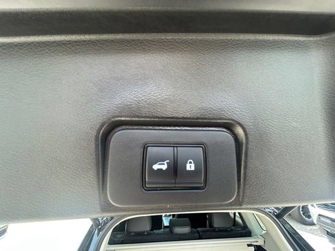 Used 2023 Nissan Rogue SL AWD/4WD image 23