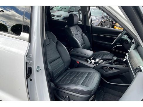 Used 2024 Kia Telluride SX Prestige image 7