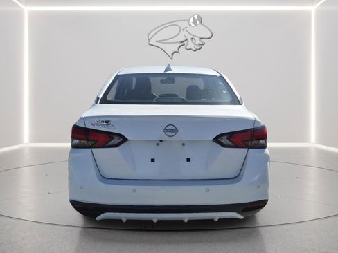 New 2025 Nissan Versa SV w/ Trunk Package FWD image 6