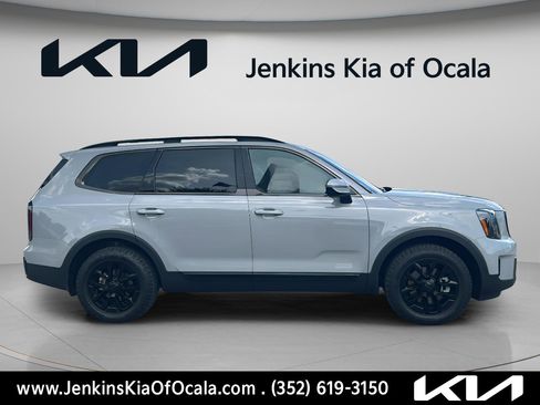 Certified 2025 Kia Telluride SX Prestige X-Pro AWD/4WD image 2